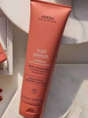 Aveda Nutriplenish Deep Moisture Conditioner